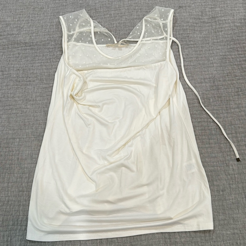 41 Hawthorn size small top